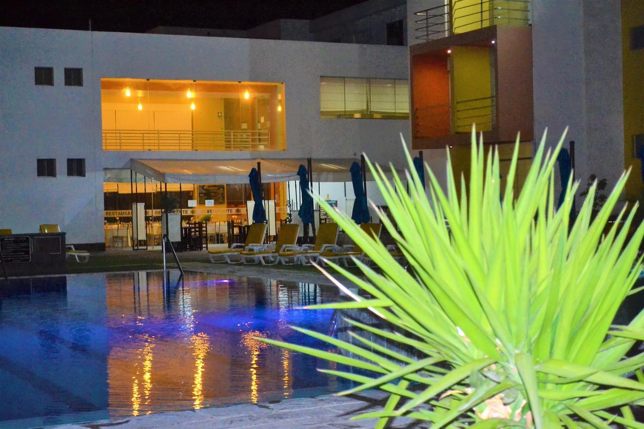 Tomicaya Kajaca Suite Hotel מראה חיצוני תמונה